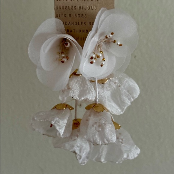 Anthropologie Tiered Flower Drop Earrings - Picture 2 of 7